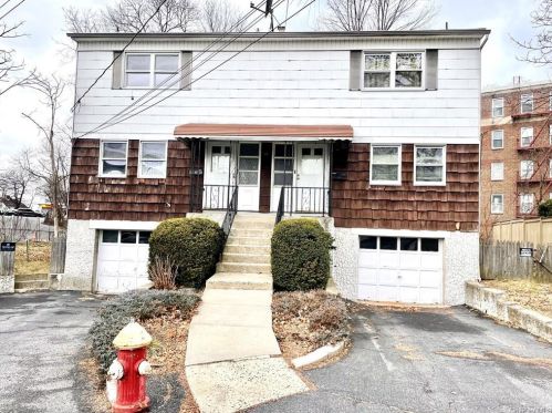 23 Kenyon Pl, Mount Vernon NY  10552-3018 exterior