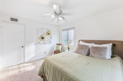 6350 San Rolando Cir, Buena Park CA  90620-3637 exterior