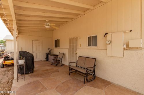 3623 Yorkshire Dr, Glendale AZ  85308-2335 exterior