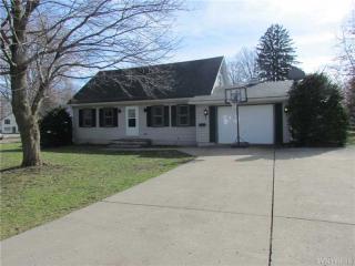 24 Ohio St, Springville, NY 14141-1005