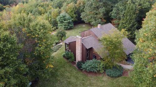 29 Tonga Dr, Concord, NH 03304-4817