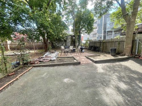 819 2nd St, Boston MA  02127-2333 exterior