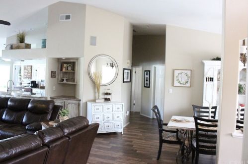 13904 Las Entradas, Bakersfield CA 93314-4209 exterior