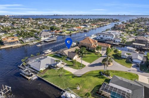 107 54th Ter, Cape Coral, FL 33914-7133