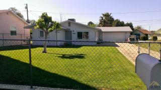 1619 Lisle St, Bakersfield, CA 93308-2215