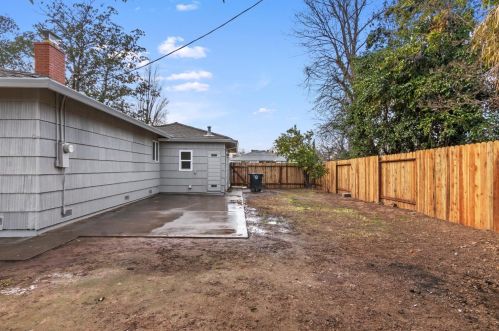 2557 Vernaccia Cir, Rancho Cordova CA  95670-3723 exterior