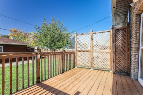 5628 38 Ave, Kenosha WI 53144-2725 exterior