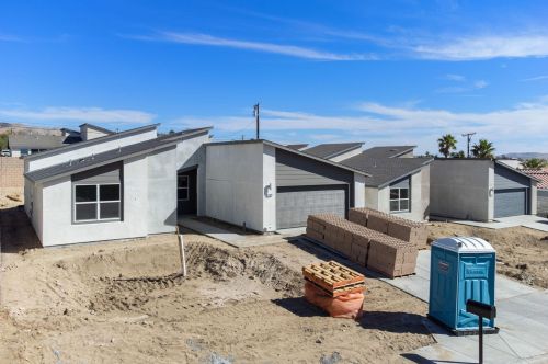 68220 Calle Azteca, Desert Hot Springs CA  92240-6412 exterior