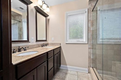 1015 Noble Pne Ct, Trafford PA 15085-9786 exterior