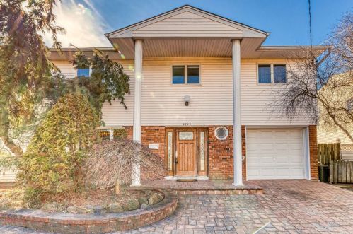 2928 Judith Dr, North Bellmore, NY 11710-5314