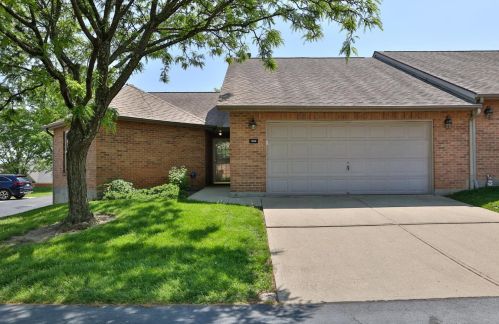1402 Garden Pl, Cincinnati, OH 45246-3934