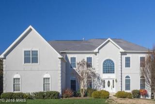 10348 Brittenford Dr, Vienna, VA 22182-1860