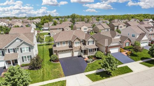 1358 Fairway Dr, Darbydale, OH 43123-8458