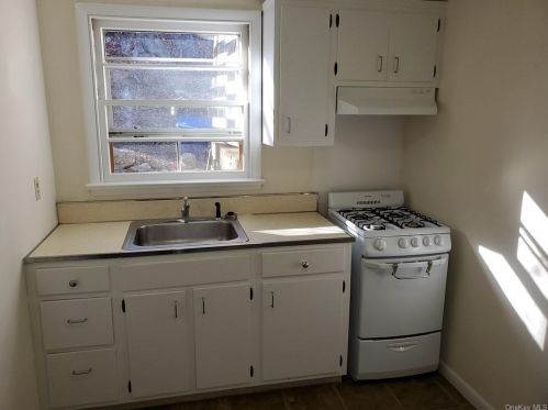 1 Intervale Ave, White Plains NY  10603-1708 exterior