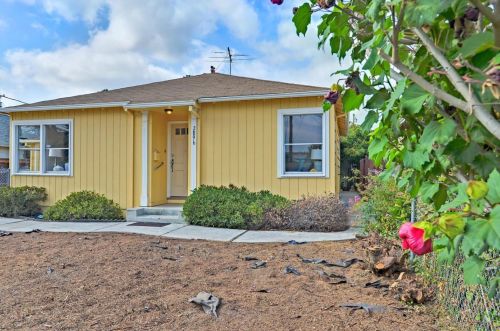 2896 Devonshire Ave, Redwood City, CA 94063-3214