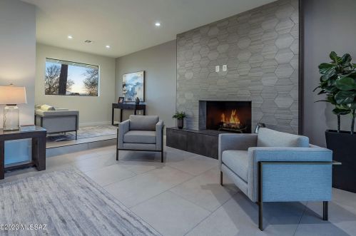 4917 Camino Arenosa, Tucson AZ  85718-6220 exterior