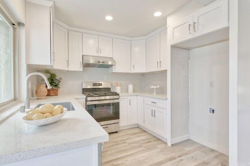 5151 Dover Dr, Buena Park, CA 90623-2312