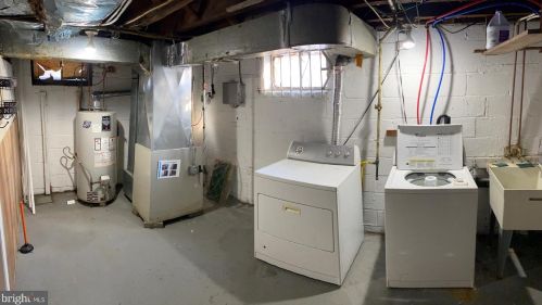 367 Raritan St, Camden NJ  08105-2037 exterior