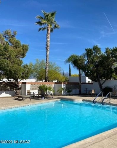 444 Paseo Quinta, Green Valley AZ  85614-7184 exterior