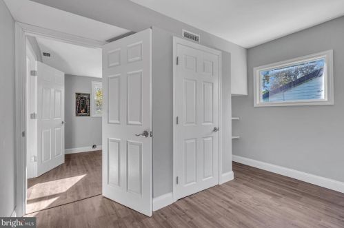 24 Perennial Ln, Willingboro NJ  08046-2623 exterior