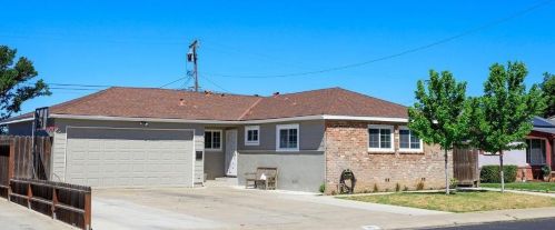 315 Powers Ave, Manteca, CA 95336-4012