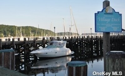 20 Washington Pl, Northport NY  11768-2936 exterior