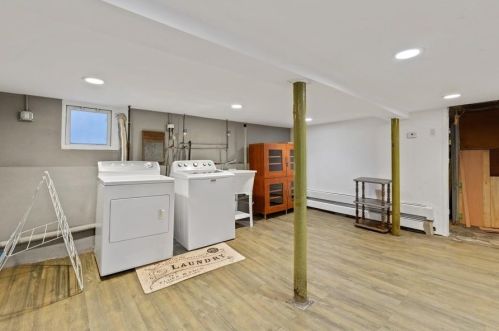 73 49th St, Bayonne NJ  07002-4015 exterior