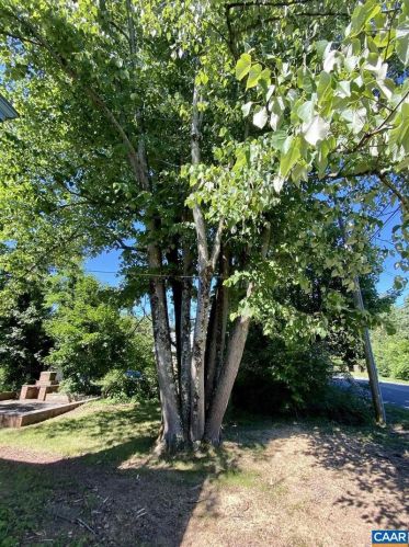 6417 Hillsboro Ln, Crozet VA  22932-3322 exterior