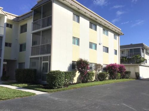 766 Central Ave, Naples FL  34102-6000 exterior