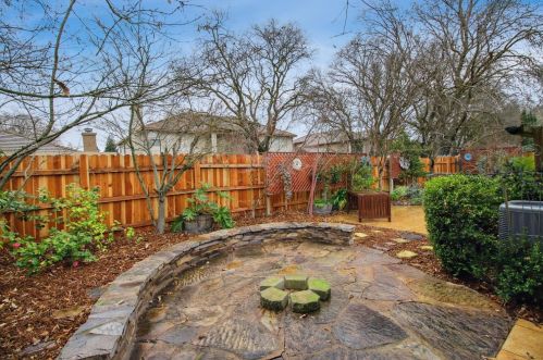 9959 Ferragamo Way, Elk Grove CA  95757-3037 exterior