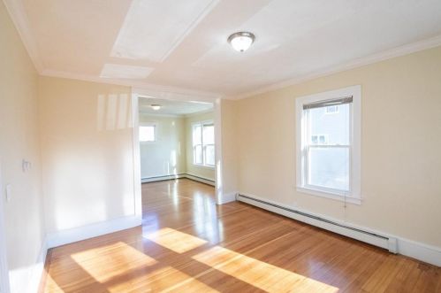 321 Narragansett St, Providence RI  02905-4144 exterior