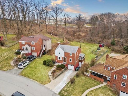 4118 Highgrove Rd, Pittsburgh, PA 15236-1621