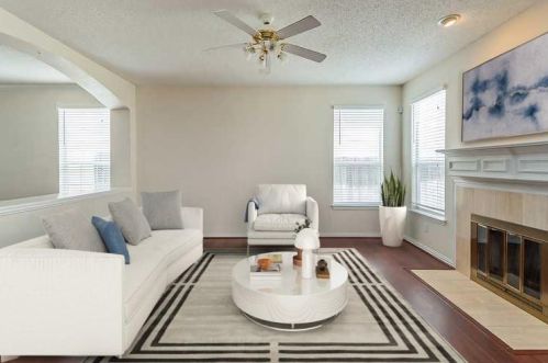 8113 Hulen Park Cir, Fort Worth, TX 76123-1353
