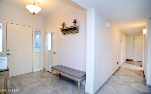 5200 Calle Del Ciervo, Tucson AZ 85750-1812 exterior