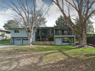 2224 Benton Ave, Richland, WA 99354-1902