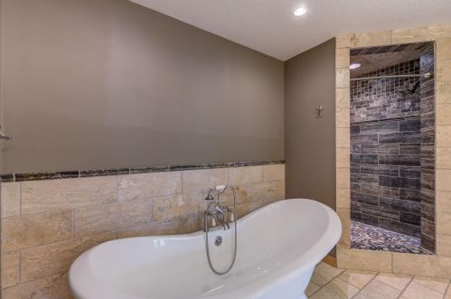 7 Birkmose Park, Hudson WI  54016-2286 exterior