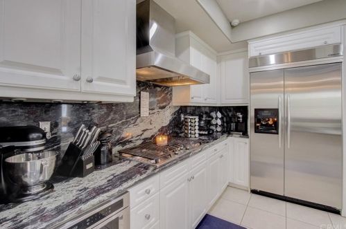 5391 Evening Sky Dr, Simi Valley CA  93063-5744 exterior