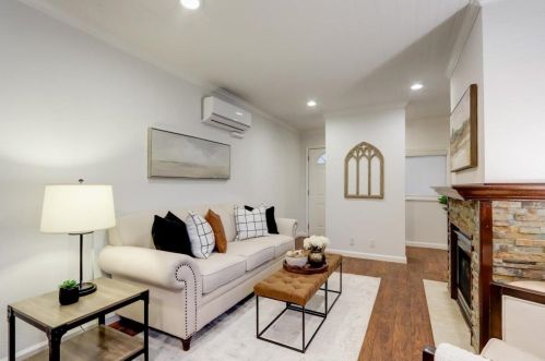647 11th St, San Jose, CA 95112-3221
