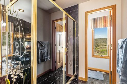 5775 Interstate 25, Pueblo CO 81004-9713 exterior