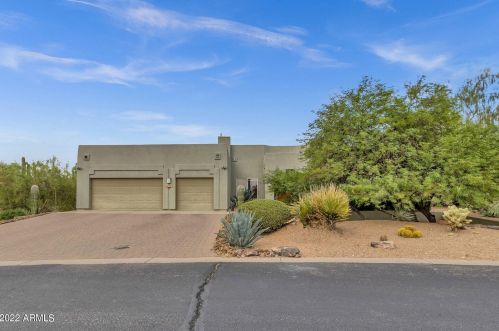 5476 Ron Rico Rd, Cave Creek, AZ 85331-5588