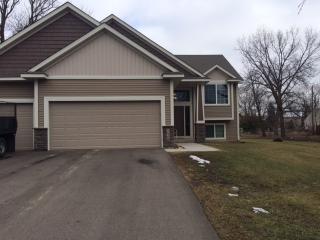 1620 2nd Ave, Newport, MN 55055-1048