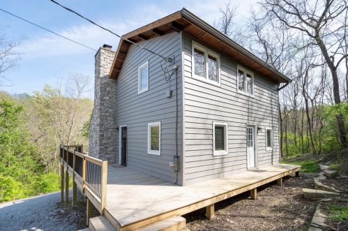 10871 Sand Run Rd, New Haven OH  45030-8946 exterior