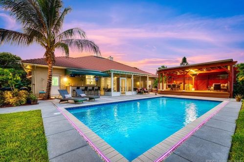 4301 Sundown Ln, Palm City, FL 34990-8728