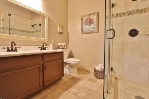 1025 Flakne Ct, South Plainfield NJ  07080-2350 exterior