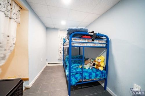 69 Macarthur Ave, Outwater NJ  07026-1520 exterior