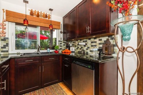 1919 Azure Way, Encinitas CA 92024-1901 exterior