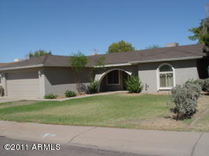 5724 Shangri La Rd, Glendale, AZ 85304-3816