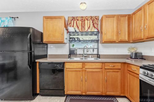 104 Glen Crossing Dr, Pataskala OH  43062-7090 exterior