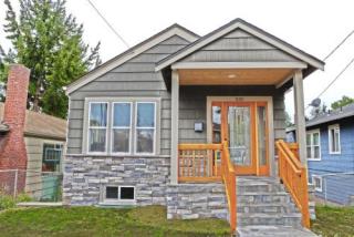 535 73rd St, Seattle, WA 98103-5132