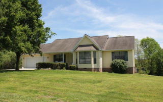 2629 Lake Pointe Dr, Cookeville, TN 38506-4407